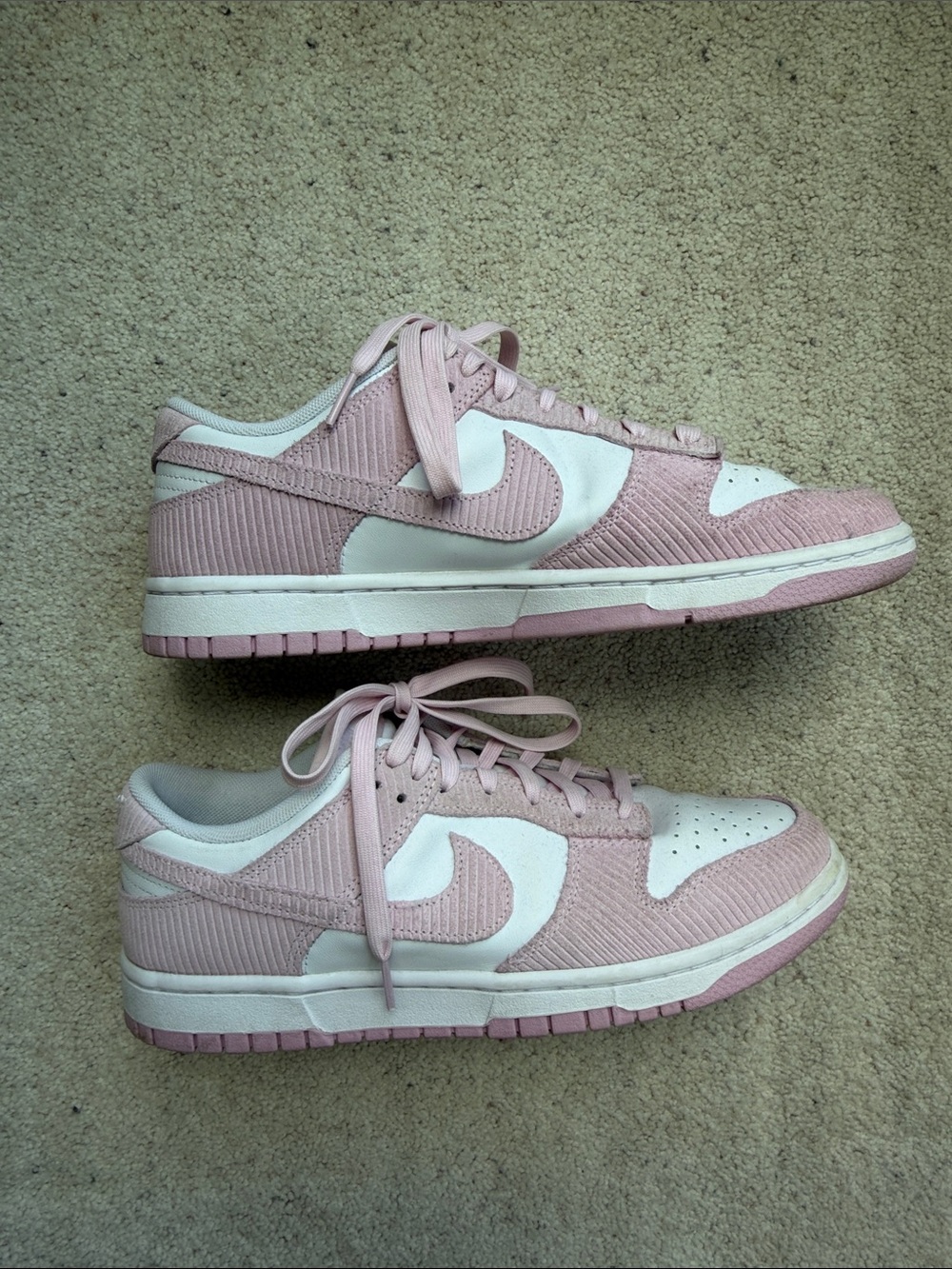 Nike Women’s Pink and White Corduroy Low-Top Sneakers